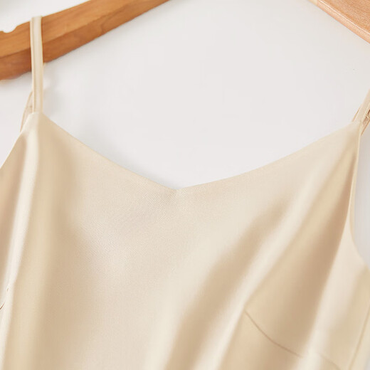 Shangdubila summer temperament V-neck commuting suspender dress with high-end shiny sexy pure and pure skirt Champagne color L