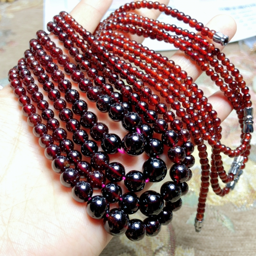 Cute natural pigeon blood red garnet necklace tower chain family portrait 4-9mm