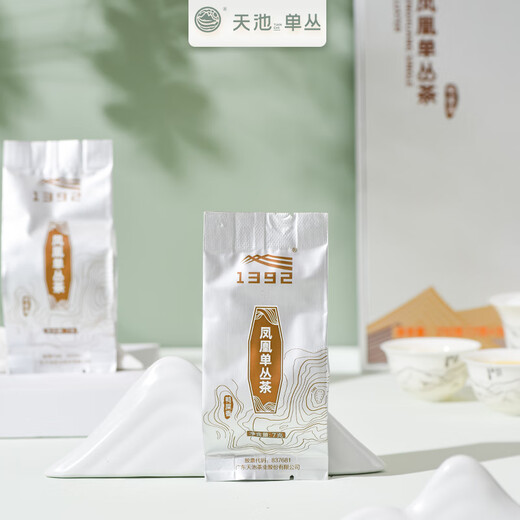 Tianchi Tea Industry 1392 Phoenix Single Cong Duck Mierda Fragancia Chaozhou Phoenix Single Cong Tea Regals Regalos regalos Golden Autumn Silver Moon Duck Fragance 210G*1 Box