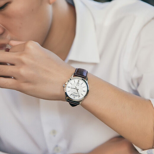 卡西欧（CASIO）手表男 经典指针石英表 简约休闲商务男表 MTP-1381L-7A