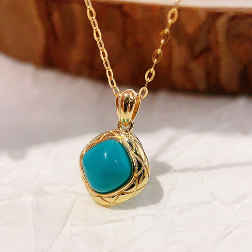 Beyou Korean fashion popular 14k gold pendant, exquisite temperament and versatile retro turquoise square clavicle pendant pendant (without chain)