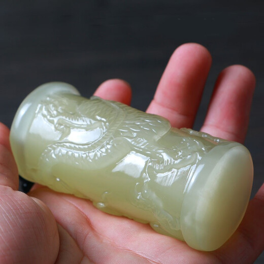 Yiqinxuan Dragon Pillar Handpiece Su Gong Finely Carved Bamboo Bat Dragon Blue White Jade Blessing Cat's Eye Jade Hand Toy with Certificate Dragon Pillar