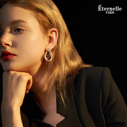 Eternelle French eternal Austrian crystal earrings French retro fashionable personality earrings for women with floral old money style
