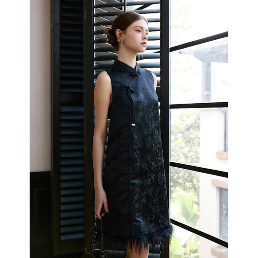 Fan Silan New China-style modified cheongsam dress for women's winter new year stand-up collar button feather A-line skirt 14697 black S