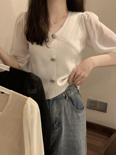 Direction simple 2025 Été Nouveau glace en soie en mousseline de mousseline en V épisse en V Sweater à manches courtes Lady Lame de base mince de base courte MCL 3523 Black One Size (70-125jin [Jin est égal à 0,5 kg] peut être usé) peut être porté)
