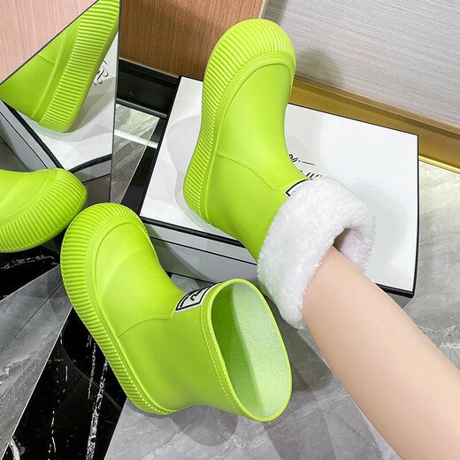 Yunshun Japaner und koreanischer Stil trendy Mittelröhrchen-Mode-Frauenstiefel bequeme Regenstiefel mit dickboden dickboden für Frauen außerhalb des Einkaufs Küche Eltern-Kind Outdoor Gummi Kokosnussboden weiße Etikett Heckschnalle Schwarz 3,5 cm 37