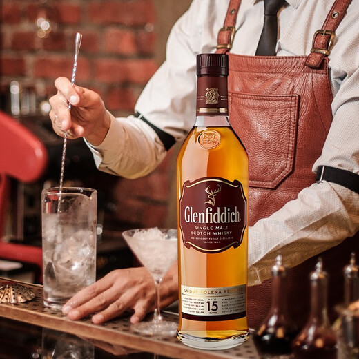 Glenfiddich Wine Односоколодовый шотландский виски за рубежом Glenfiddich 15 лет 700 мл