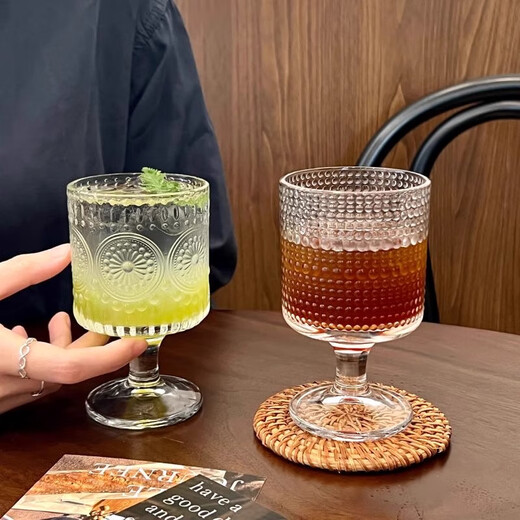 Lu Shanwu wine glass set, retro sunflower embossed glass cup, high-looking design, drink juice goblets, four-pack, mixed pattern wine glasses, four-pack