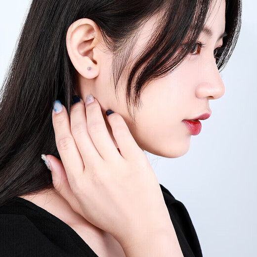 Mengjinyuan Platinum Earrings PT950 Car Flower Small Balls Ear Sticks Ear Needles Earrings Women's Pair