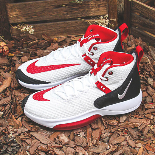 Nike (Nike) Casual Shoes Men's Shoes Summer New Sports Shoes Zoom Rize Практические тренировочные баскетбольные туфли BQ5398-101 FD9904-111 Black, White и Red 40