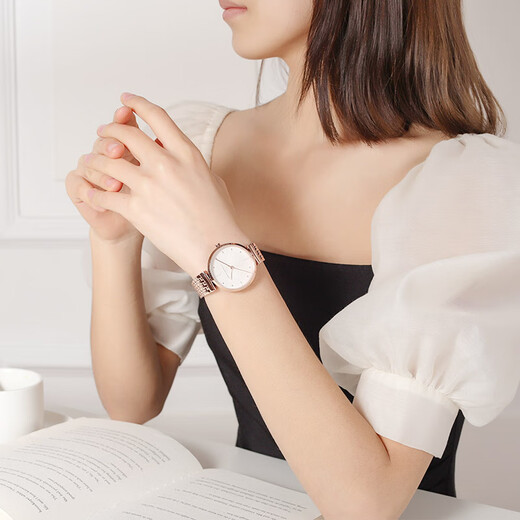 Armani EXCHANGE watch women's baby's breath diamond steel strap quartz European and American watch birthday and New Year gift for girls AX5901