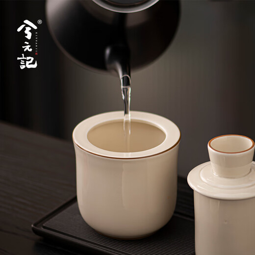 Xiyuanji wine warmer ceramic wine kettle half Jin Jin is equal to 0.5 kg. Household rice wine white wine warmer hot wine set as a New Year gift for dad. Herb gray Yuanyue wine warmer set