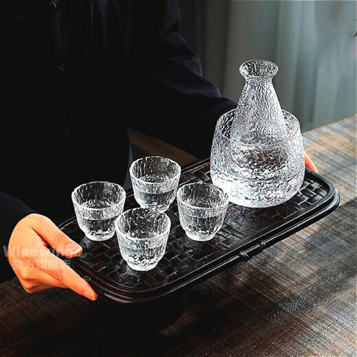 WINEWINGS Japanese hand-made glass wine warmer set household liquor dispenser hammer pattern sake ice wine jug Japanese wine cup wine set wine warmer set one pot 4 cups one cylinder does not include tray