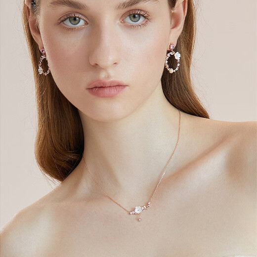 Fakou Butterfly Flower Necklace for Women Rose Gold Designer Dress Silver Clavicle Chain Birthday Gift for Girlfriend and Wife Butterfly Flower Necklace