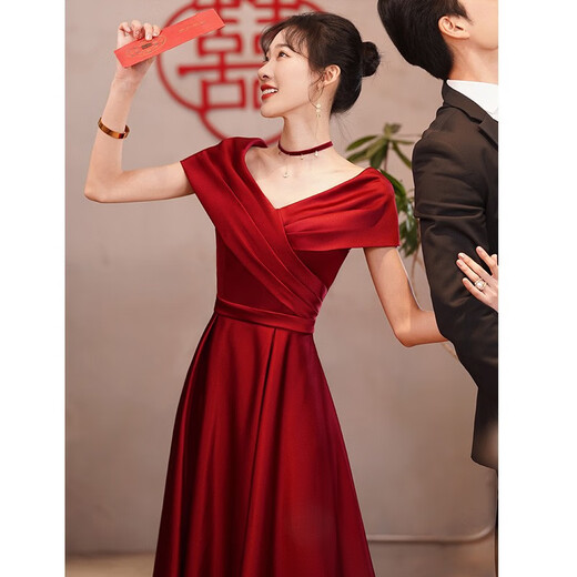 Seidler toasting suit Bride 2025 new summer satin burgundy engagement and wedding evening dress can be worn on a shoulder burgundy L
