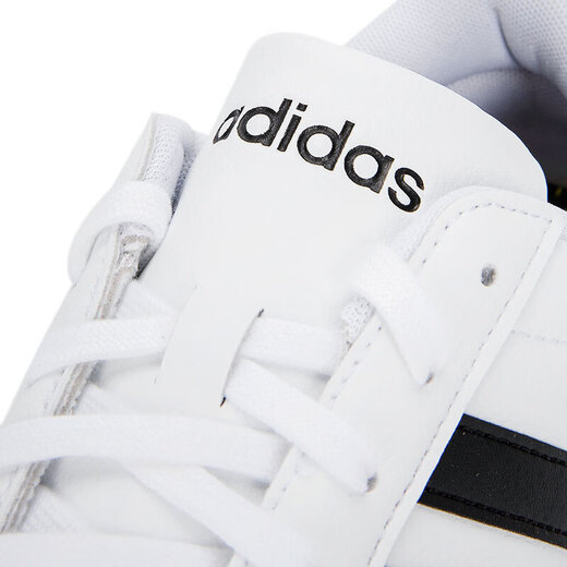 阿迪达斯 （adidas）新款板鞋男鞋2025夏季时尚轻便舒适低帮缓震透气运动鞋休闲 GW9195白色 40