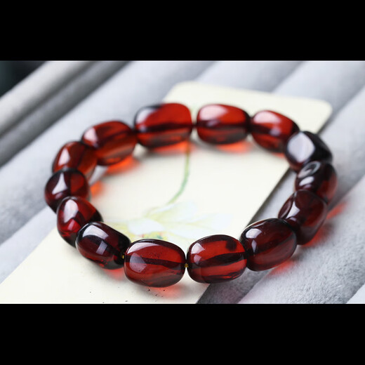 Wanjun natural amber beeswax blood amber bracelet Buddha beads bracelet wine red 3A high purification water flawless follow the shape of the road is pure medium size bead diameter about 11*14mm
