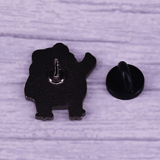 UHFR funny frog middle finger brooch cute cartoon animal badge clothing backpack accessories