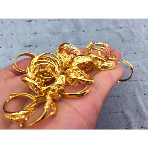 Fat Donglai's same Vietnamese sand gold ring new style for women, versatile opening, large gold flower for women, street stall gift giving 83