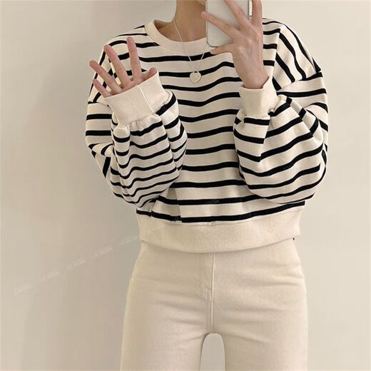 Lpox gestreiftes Sweatshirt für Frauen 2025 Neue Herbst- und Winterstraße koreanischer Stil Lose Ins Style Thin Casual Top mit Velvet 9923 Sweatshirt Black Dünn S 65-80Jin [Jin gleich 0,5 kg]