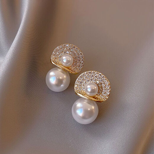 Snow hoop earrings, high-end fashion earrings, temperament, small fragrance, Internet celebrity earrings, 2024 new trendy women's summer high-end earrings