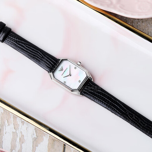 Emporio Armani watch ladies European and American square disc quartz women's watch birthday gift for girlfriend Retro square watch AR11148