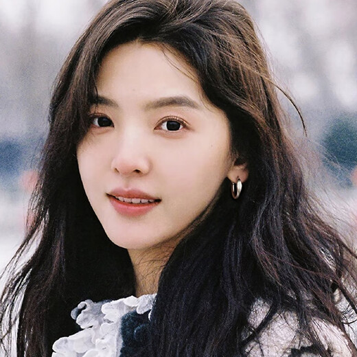 DAISY DREAM plain hoop earrings for women, simple niche hoop earrings, personalized ear hoops for sleeping, no need to take off, cold style, fashionable silver needle earrings, hoop earrings, brand gift box