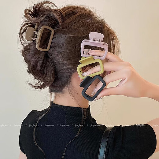 Hair accessories suitable for hair with small hair volume. Square small hair clips. Shark hair clips for women with half-tied hair on the back of the head. Small square hair clips - black coffee, yellow and light purple, four packs.
