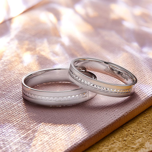 Pt.Charmpt950 platinum ring men's and women's living ring car flower adjustable couple's ring proposal wedding plain ring ring living female ring 3.5-3.6 grams in stock