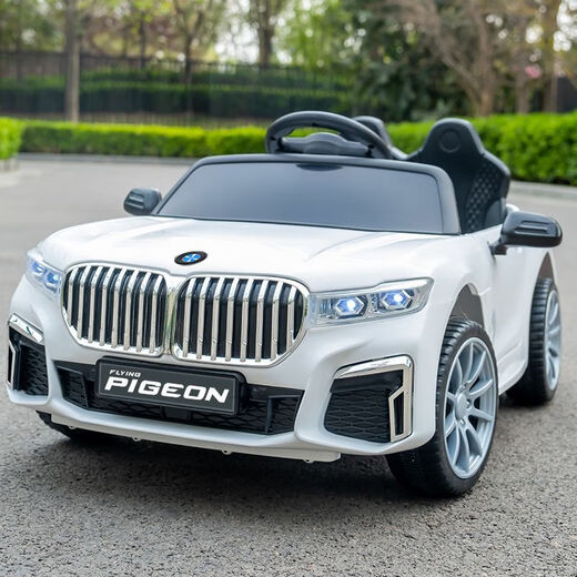 Работа для малышей детской четырехколесной машины BMW может контролироваться от дистанционного управления, самостоятельного вождения и зарядки с двойным человеком, детские коляски для мальчиков и девочек. Стандартный белый + пульт дистанционного управления/самостоятельное вождение