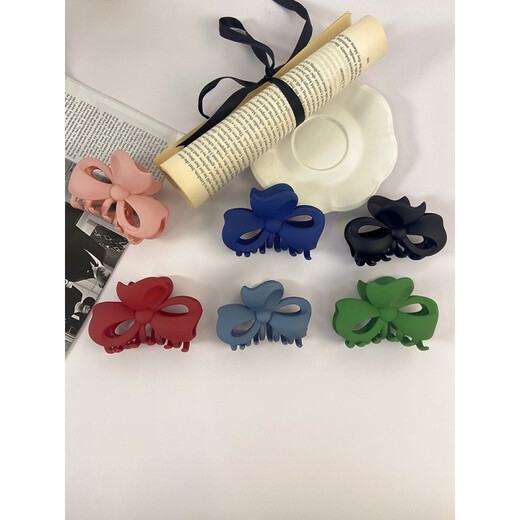 Yubo Workshop Haarnadel Rücken des Kopftemperament Bug Kratzer, kleiner Haarnadel, Internet Celebrity 2021 Neuer Haarnadel -Kopfschmuck schwarzer Schmetterling