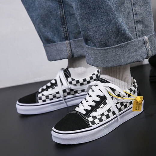 Zapatos de skateboard de aifeng zapatos de primavera zapatos para hombres de lona baja para hombres y mujeres tendencia clásica zapatillas versátiles pareja pareja 605 top bajo (actualización) 40 250 mm