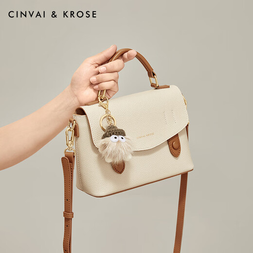 
CinvaiKrose Cambridge Bag Women's Bag 2025 New Crossbody Bag Shoulder Bag Women's Small Handbag Birthday Gift Gift Gift Gift Gift Gift Gift Gifts from Girlfriend Beige [Girlfriend Wife Girls Gifts Hearty]