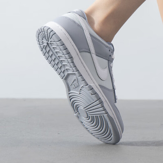 耐克（NIKE）休闲鞋女2025年夏季DUNK LOW减震低帮轻质透气运动鞋DH9765-001 DH9765-001/白色/灰/主推款 40