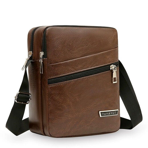 Changyin New Style Herren japanischer und koreanischer kleiner tragbarer Tasche kleine Tasche Weiche Leder -Männer -Tasche Crossbody Crossbody Casual Leichter Rucksack Y9711 Schwarz