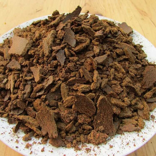 Rapeseed cake, rapeseed cake, withered rapeseed cake, fat rapeseed cake with dried flowers, fertilizer, organic fertilizer, growing vegetables, raising flowers, fishing and making nests. 5Jin Jin is equal to 0.5kg. Freshly pressed rapeseed cake, cake + powder