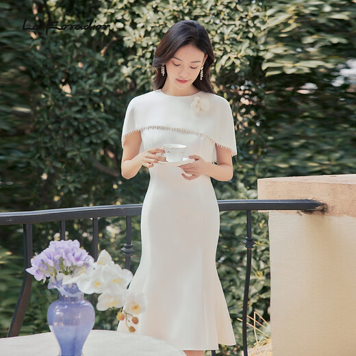 La Koradior triacetate fashionable new dress skirt temperament waist cape dress white S