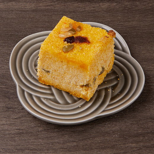 Mino bouillie à l'eau bouillie d'origine pour attirer des nœuds japonais et des desserts et desserts de vaisselle en céramique