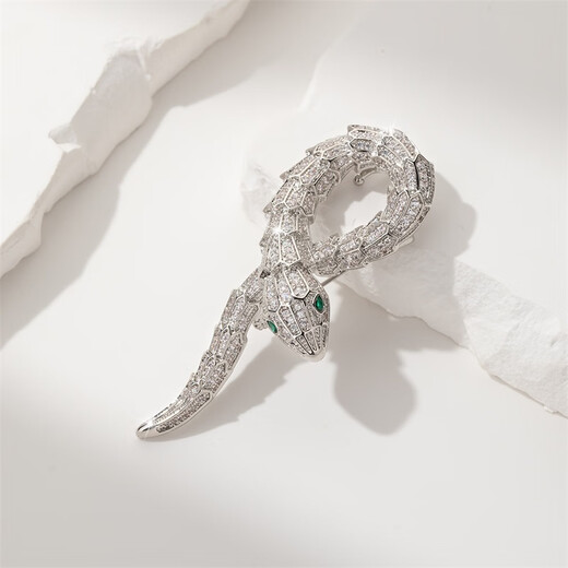 Qlady Year of the Snake brooch, high-end brand corsage, light luxury suit pin, collar pin, high-end accessories, snake comes to run gift