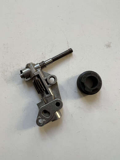 Wen Yijia Customized Oilpumpe und Turbine für Shindaiwa 488 490 575 577 695 Mill Säge geeignet