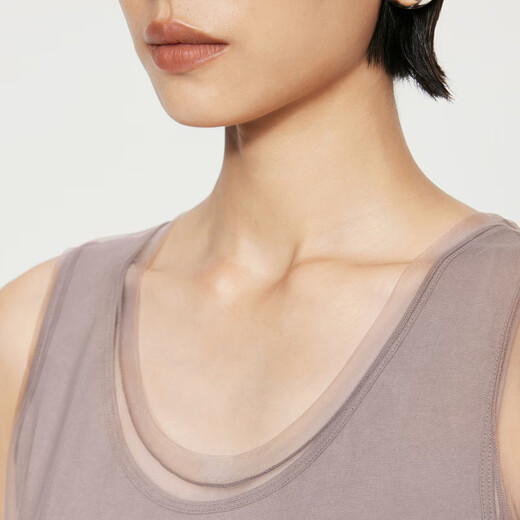 JNBY / JIANGNAN Buyi Qiu Nouveau produit en tricoté Viete ronde couche sans manchette Mesh Mesh Soft and Elegant 5O7010550 671 / Grey Powder XS