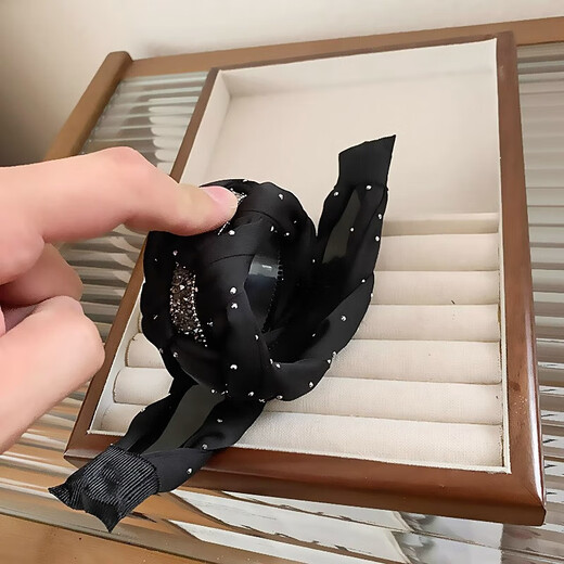 Liangshihuan high-end exquisite high-top headband for women 2025 new headband high-end rhinestone temperament face wash hairpin headwear black