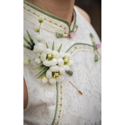 Shiyun velvet flower brooch Yangzhou same intangible cultural heritage handmade green plum pine needle headdress Valentine's Day gift for girlfriend hair accessories (not supported for 7 days without reason)
