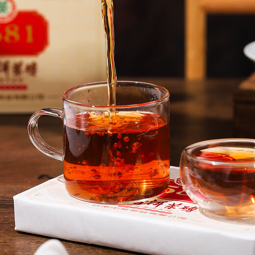 Chinesischer Tee Pu'er Tea Yunnan Menghai Klassiker Mark