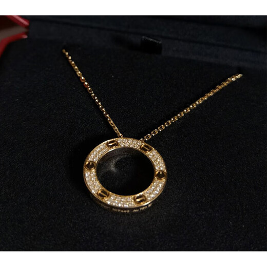 DL 1998 Fat Donglai same style 18k gold cake necklace full of diamonds rose gold round cake pendant K light luxury niche design white gold rose gold three diamond necklace (original packaging)