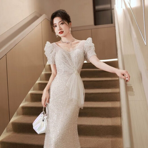现宝莲鱼尾晚礼服裙女感亮片轻奢小众生日婚纱法式主持宴会气质 米灰色 XXXL