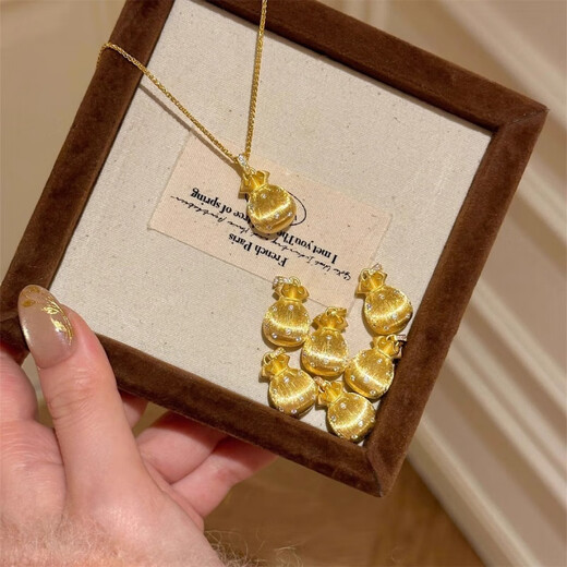CAMPUSKINGLY Old Phoenix 999 gold sterling silver gold-plated brushed small lucky bag pendant necklace light luxury treasure clavicle chain brushed lucky bag necklace same style exquisite gift box gift giving