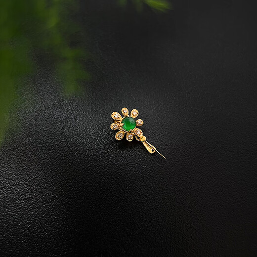 Mi Ling high-end 18k gold necklace series button head flower inlaid with diamond emerald Guanyin Buddha copper wire buckle pendant accessories 02 flowers (oblique needle)