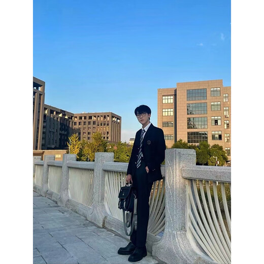 Xinghelai Japanese college style dk suit boy dress handsome three-piece Korean casual small suit navy suit + white shirt + black pants + tie XL 125-140Jin Jin equals 0.5 kg can be worn