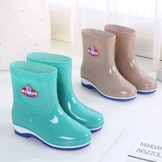 Zapatillas de lluvia de moda de Qisiman para mujeres zapatos de agua para adultos use botas de agua de mitad de tarjeta gruesas zapatillas impermeables a impermeables zapatos de pegamento cálidos y cómodos sobrevalores SY Mid-card Card (sin algodón) Tamaño estándar 37